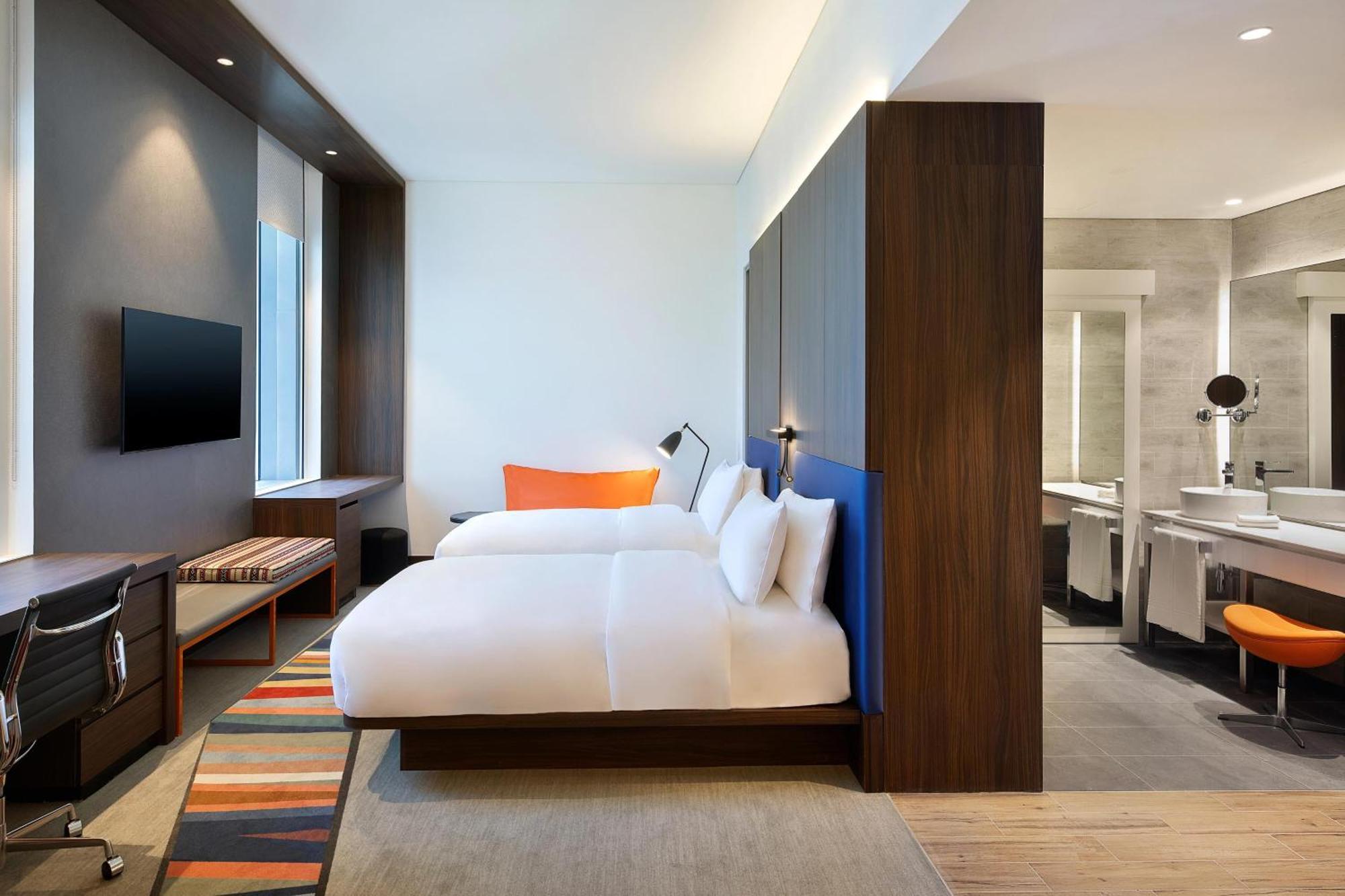 Aloft Dubai Airport Hotel Екстериор снимка