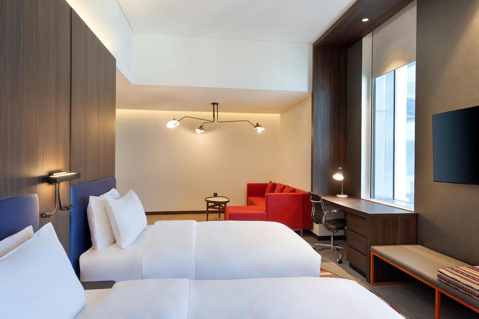 Aloft Dubai Airport Hotel Екстериор снимка