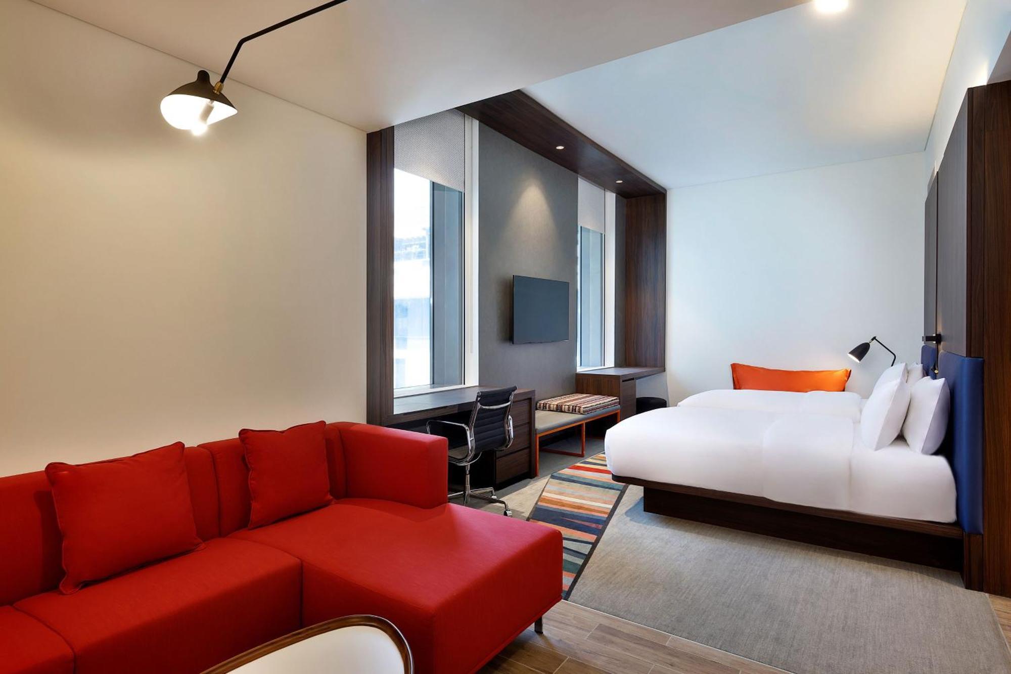 Aloft Dubai Airport Hotel Екстериор снимка