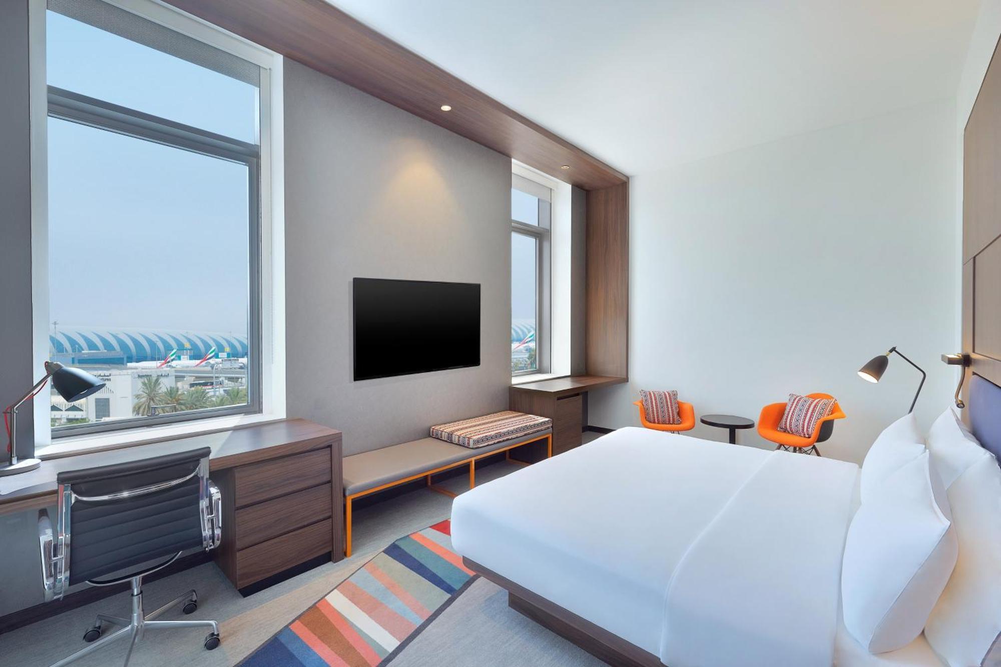 Aloft Dubai Airport Hotel Екстериор снимка