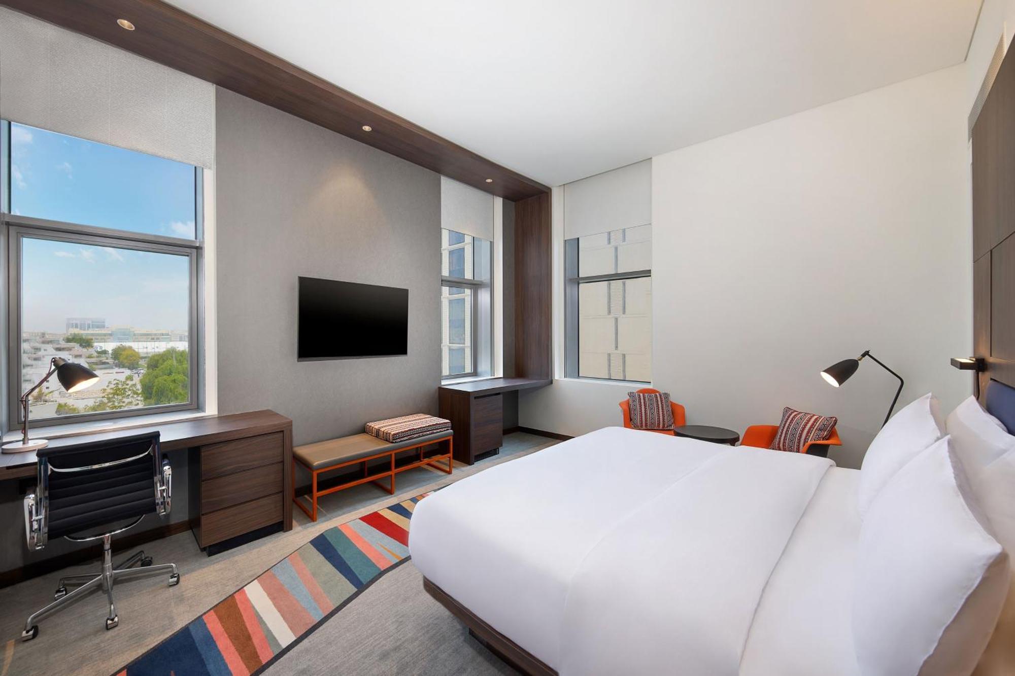 Aloft Dubai Airport Hotel Екстериор снимка