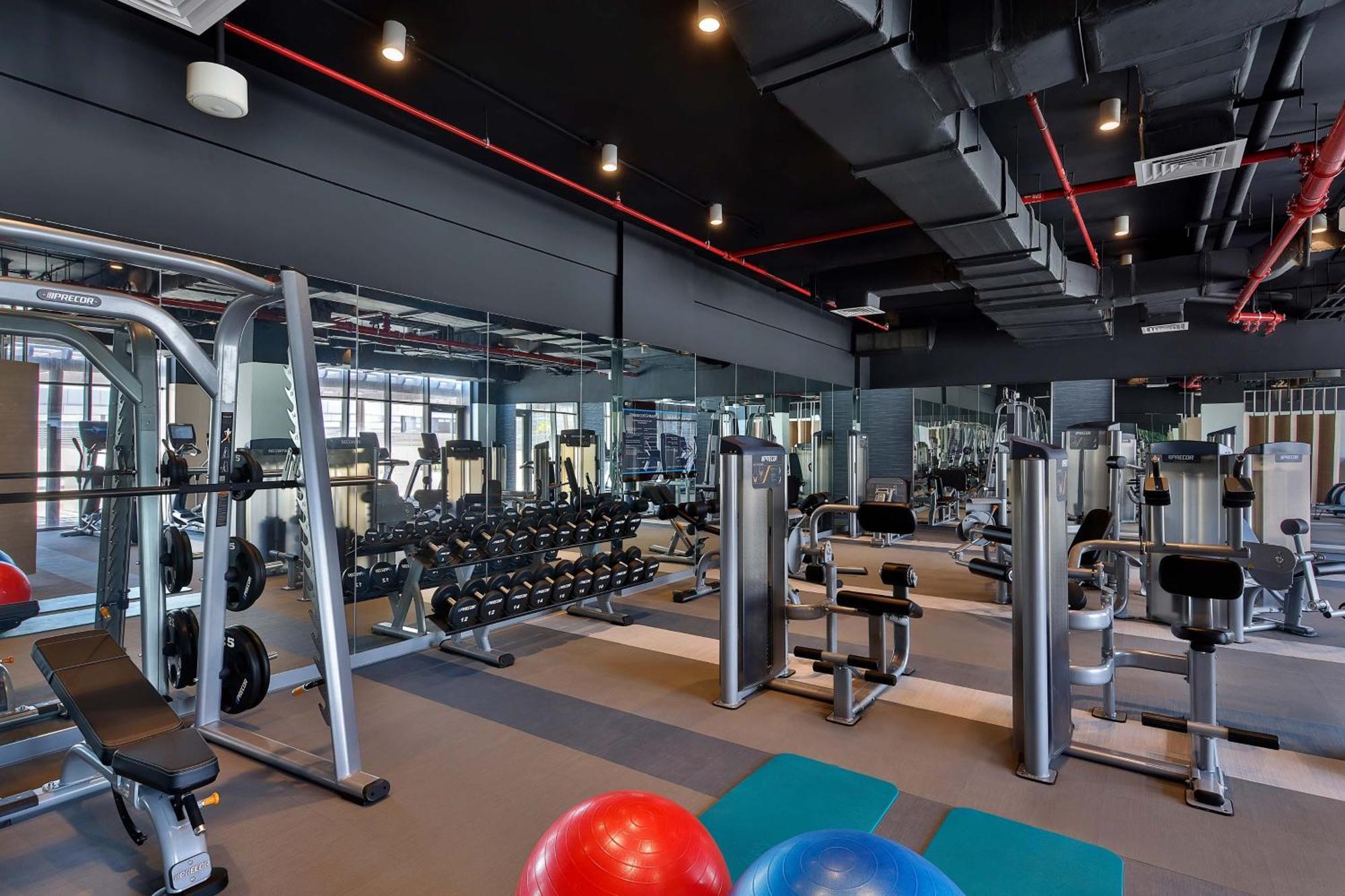 Aloft Dubai Airport Hotel Екстериор снимка